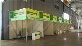 立欣八棱柱标摊