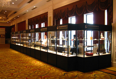 折叠展示柜.jpg 折叠展示柜.jpg