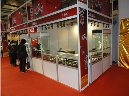 八棱柱标摊69.jpg 八棱柱标摊69.jpg