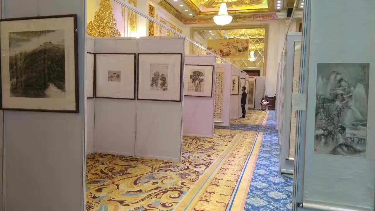 挂画八棱柱展板 挂画八棱柱展板