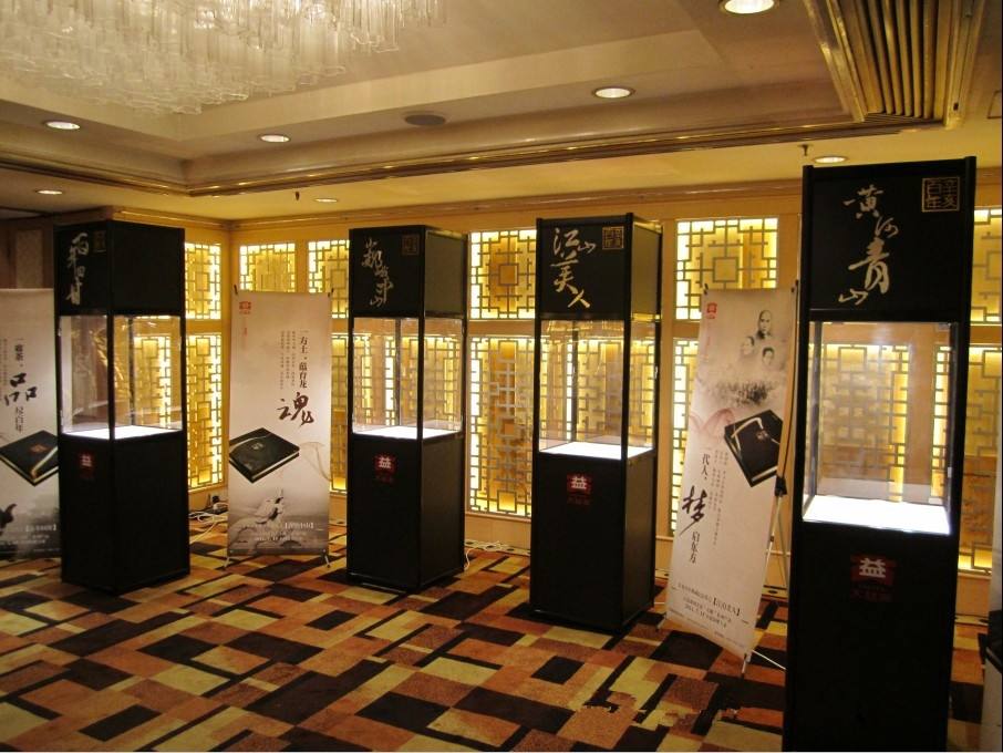 铝合金展柜 铝合金展柜