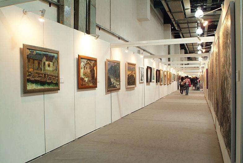 八棱柱展板 八棱柱展板